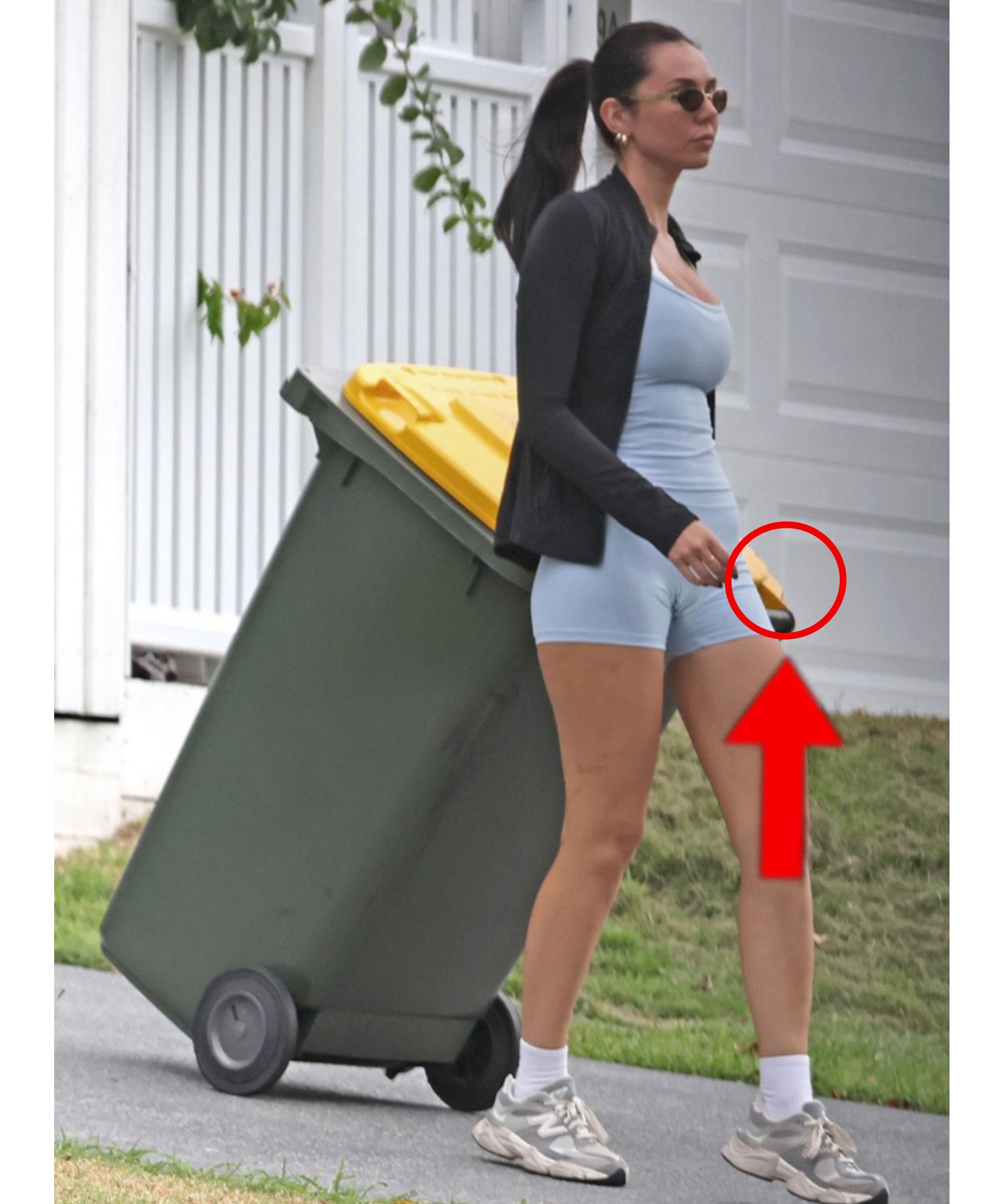 Tessa Crosley returns home after her husband Ben said she moved out. Credit: BACKGRID